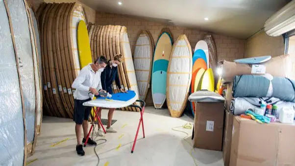 surf shop
